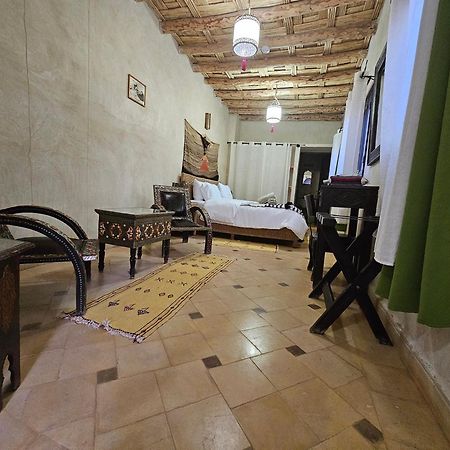 Bed and Breakfast Kasbah La Cigogne à Ait Benhaddou Extérieur photo