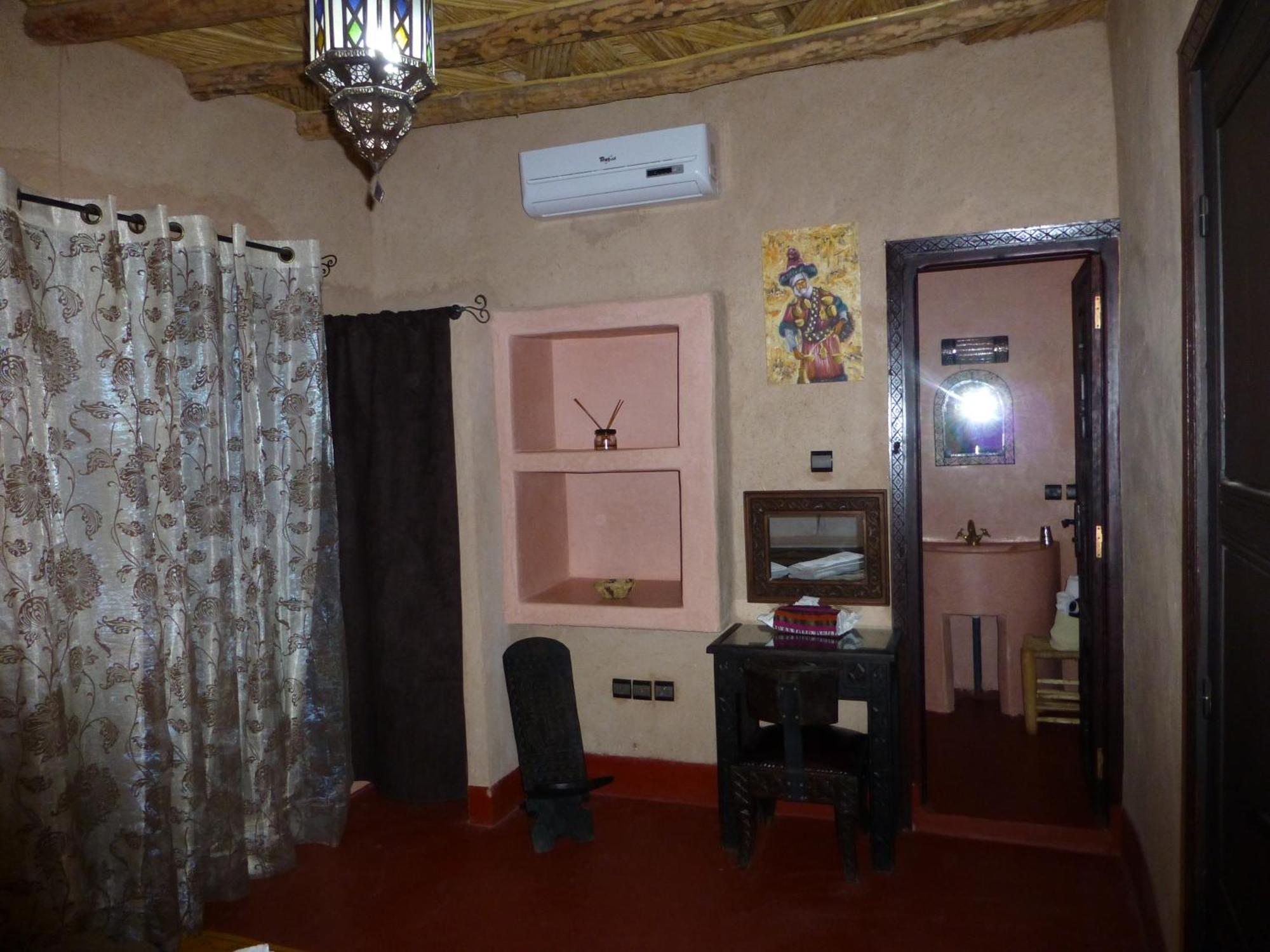 Bed and Breakfast Kasbah La Cigogne à Ait Benhaddou Extérieur photo