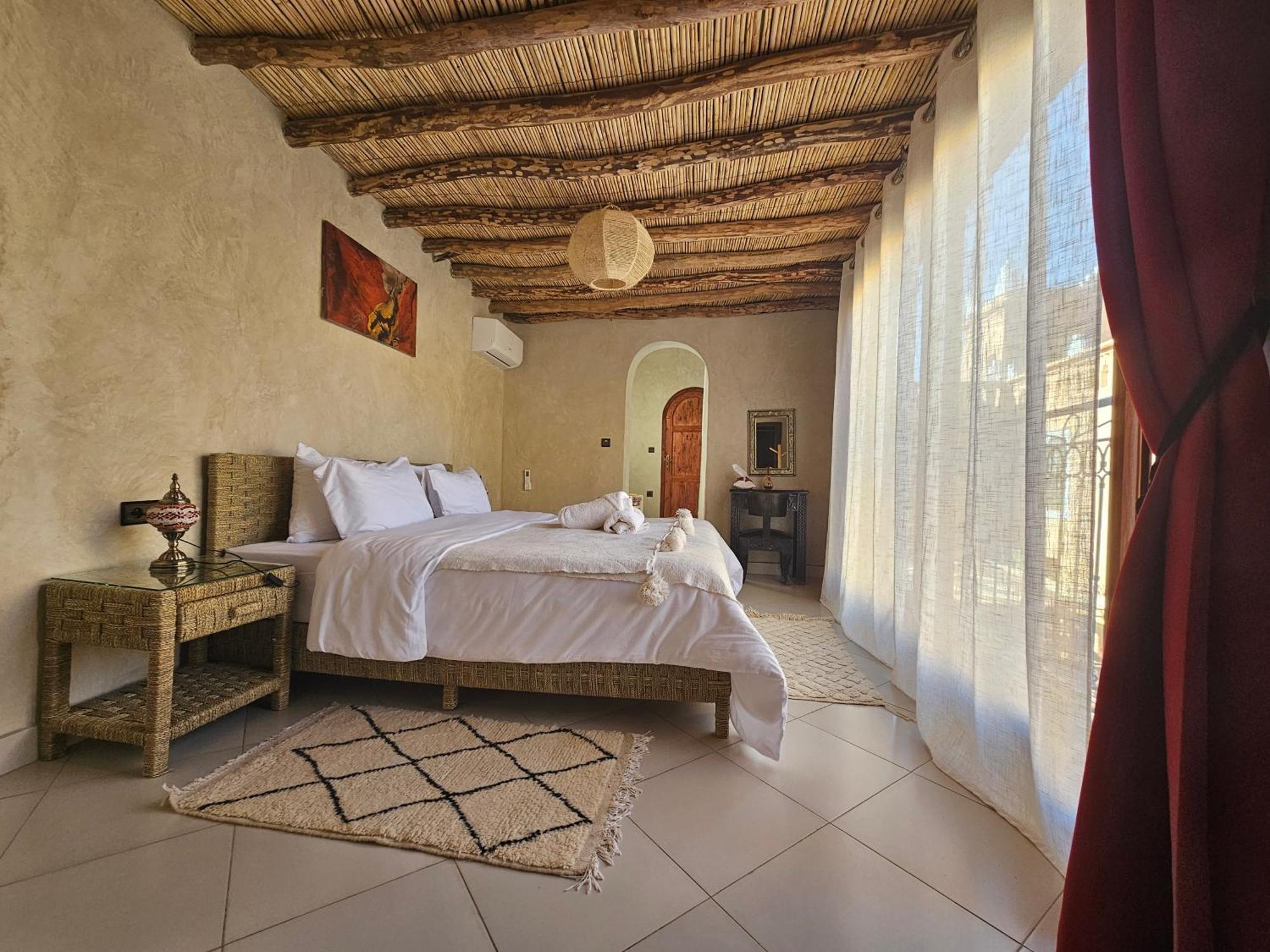 Bed and Breakfast Kasbah La Cigogne à Ait Benhaddou Extérieur photo