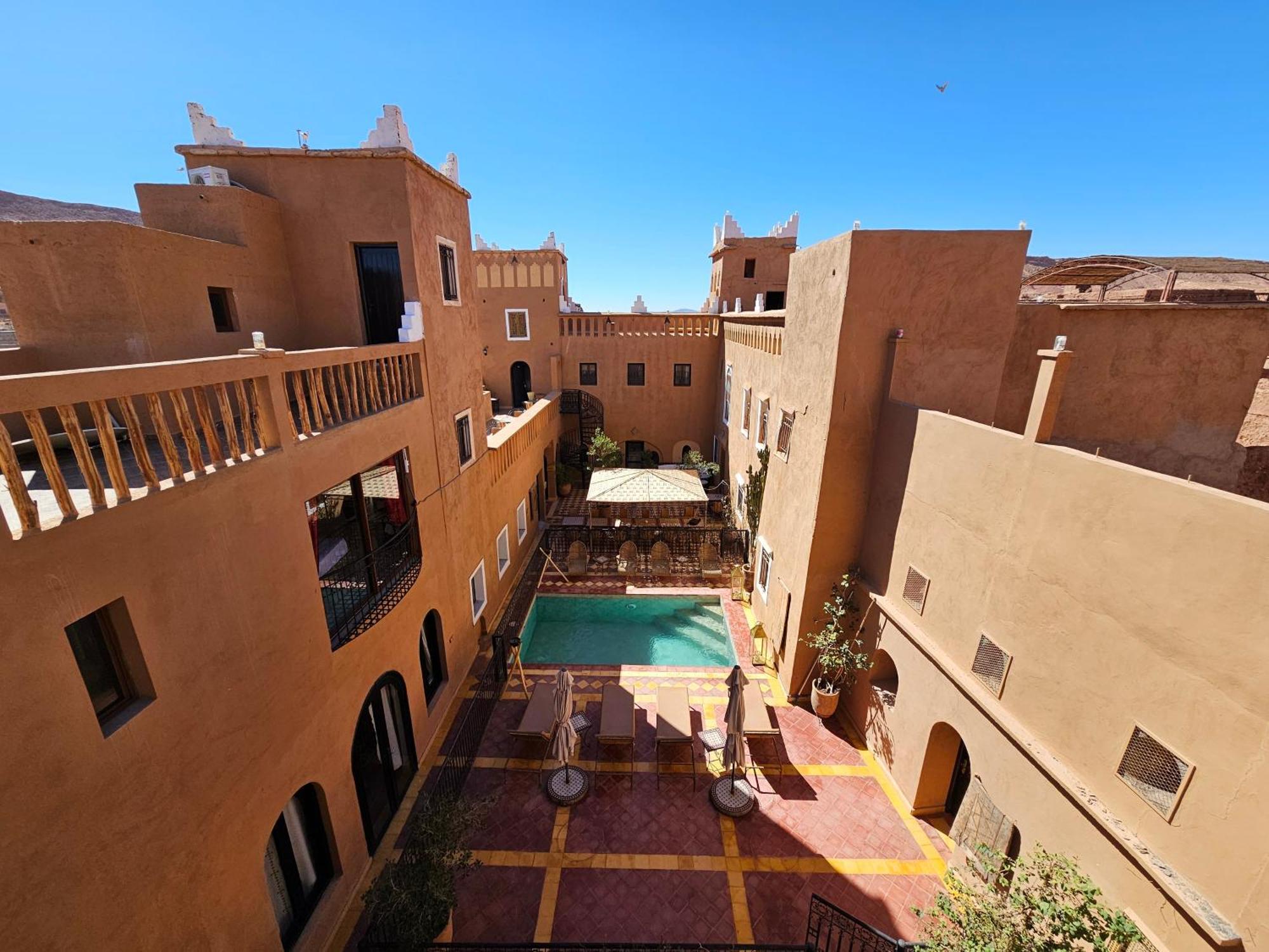 Bed and Breakfast Kasbah La Cigogne à Ait Benhaddou Extérieur photo