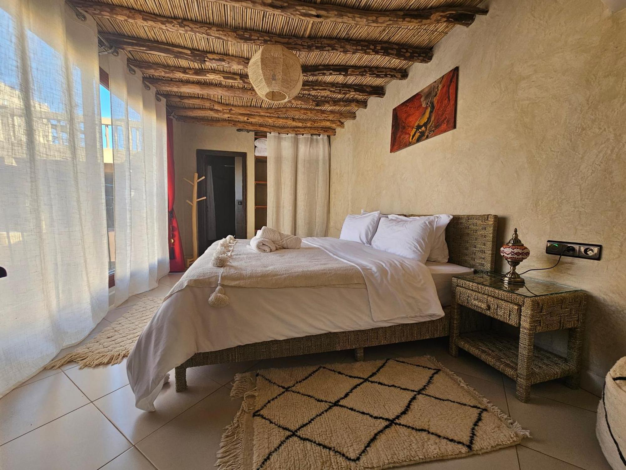 Bed and Breakfast Kasbah La Cigogne à Ait Benhaddou Extérieur photo