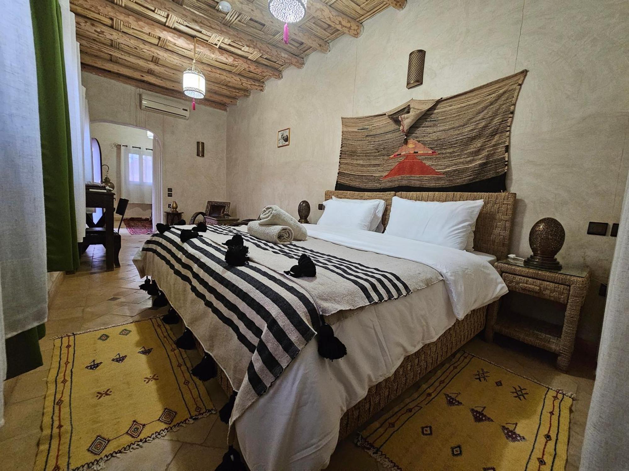 Bed and Breakfast Kasbah La Cigogne à Ait Benhaddou Extérieur photo