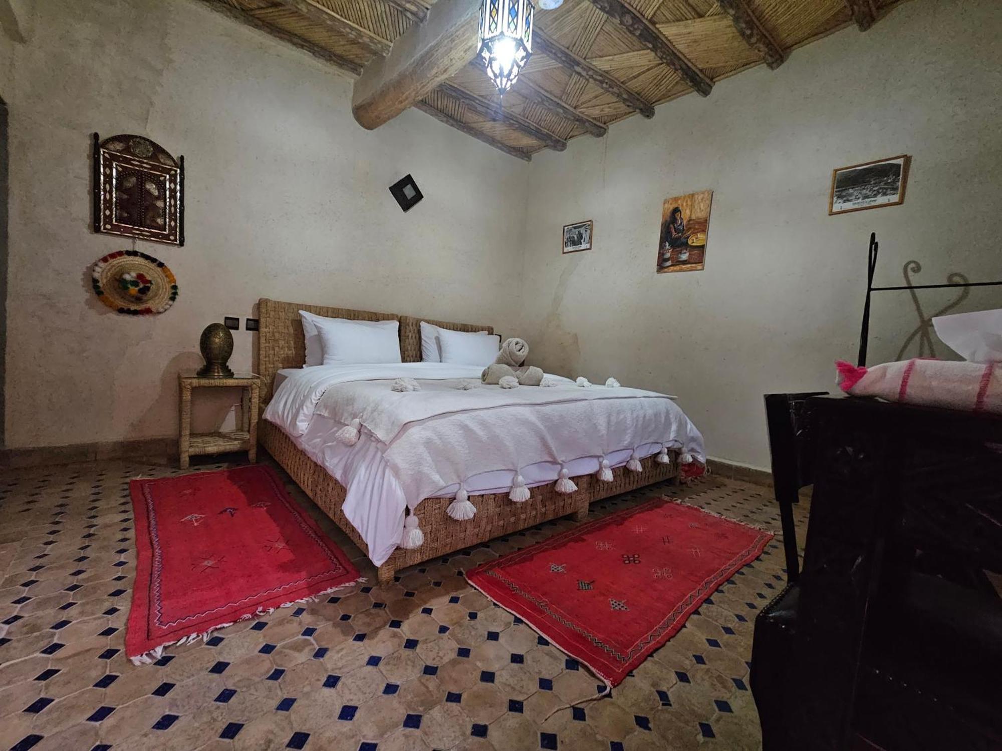 Bed and Breakfast Kasbah La Cigogne à Ait Benhaddou Extérieur photo
