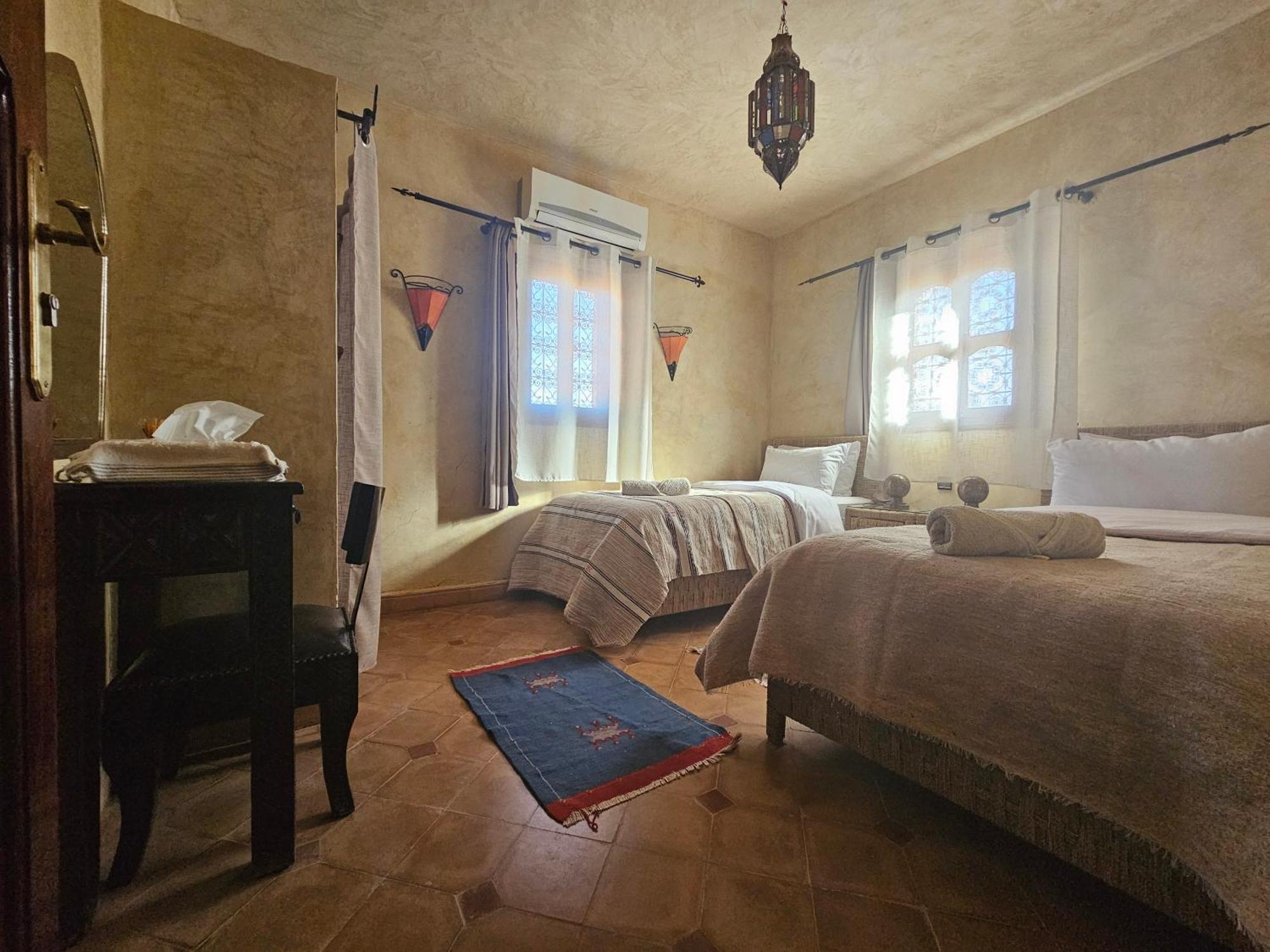 Bed and Breakfast Kasbah La Cigogne à Ait Benhaddou Extérieur photo