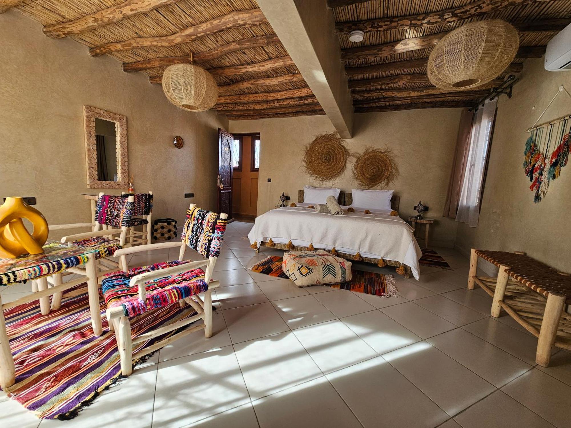Bed and Breakfast Kasbah La Cigogne à Ait Benhaddou Extérieur photo