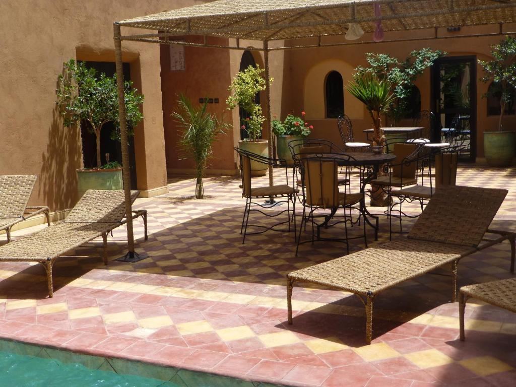 Bed and Breakfast Kasbah La Cigogne à Ait Benhaddou Extérieur photo