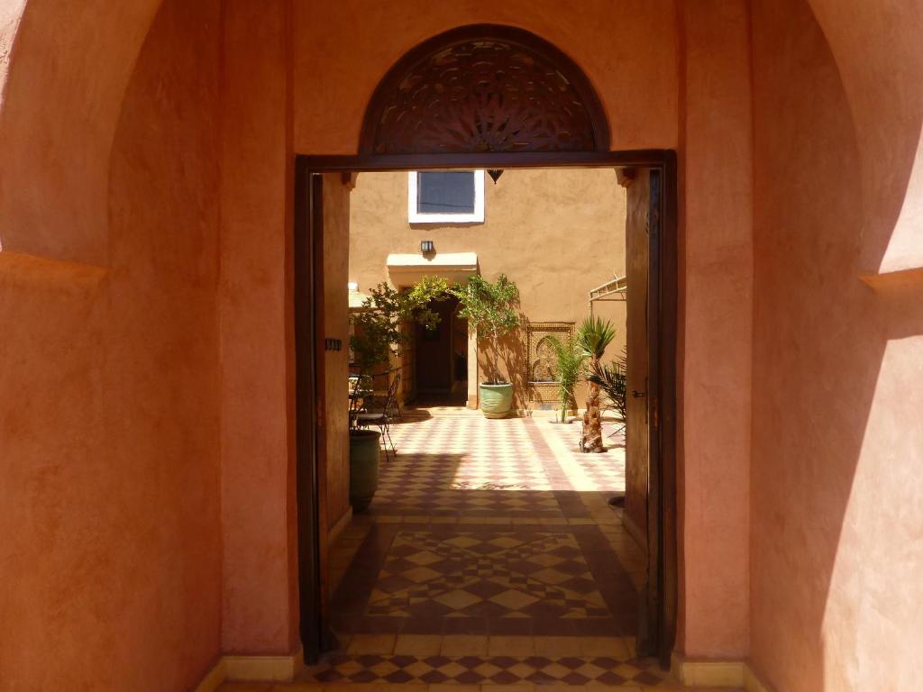 Bed and Breakfast Kasbah La Cigogne à Ait Benhaddou Extérieur photo