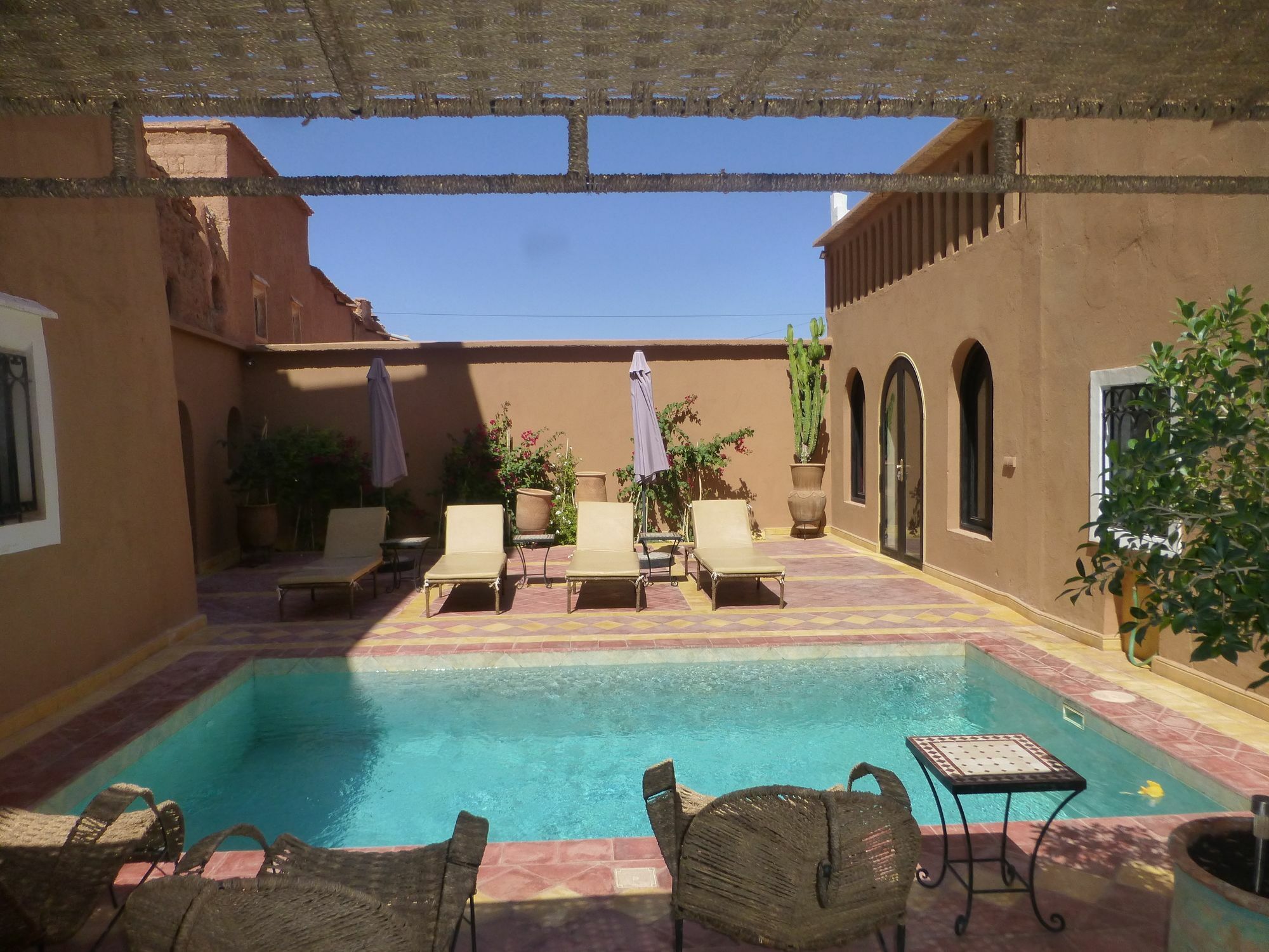 Bed and Breakfast Kasbah La Cigogne à Ait Benhaddou Extérieur photo